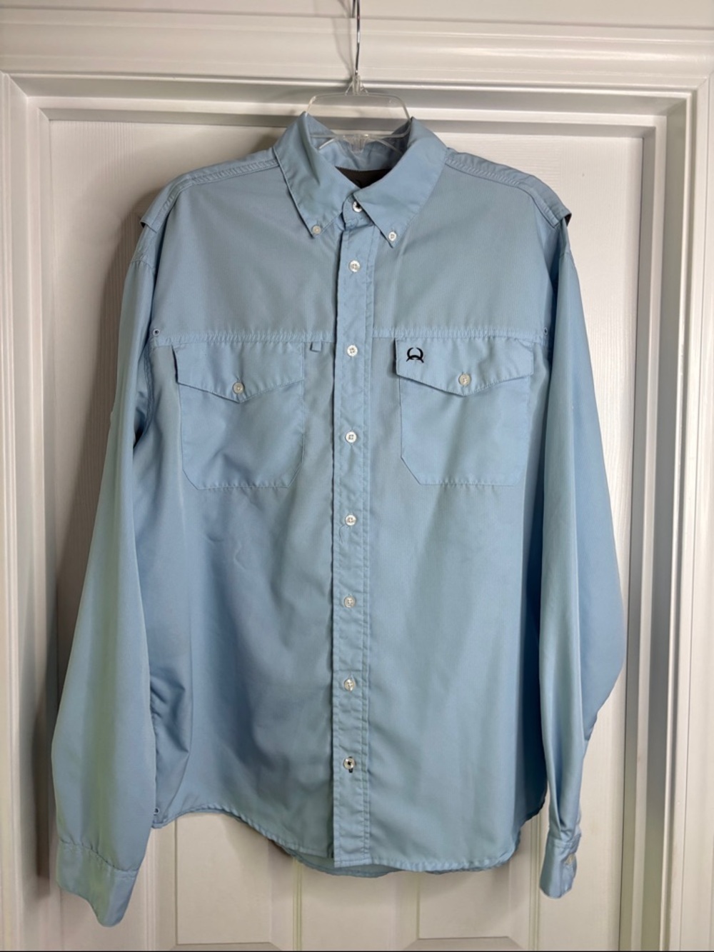 Cinch Light Blue Long-Sleeve Button-Down shirt medium